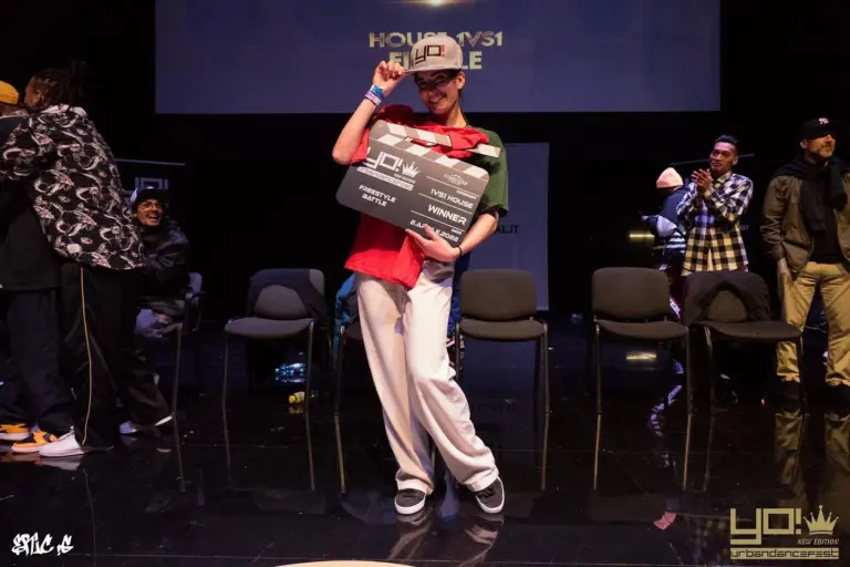 YO! Urban Dance Fest 2022, 1° posto Battle 1vs1 House: Simona Grilli premiati sul palco (Cinecittà World)